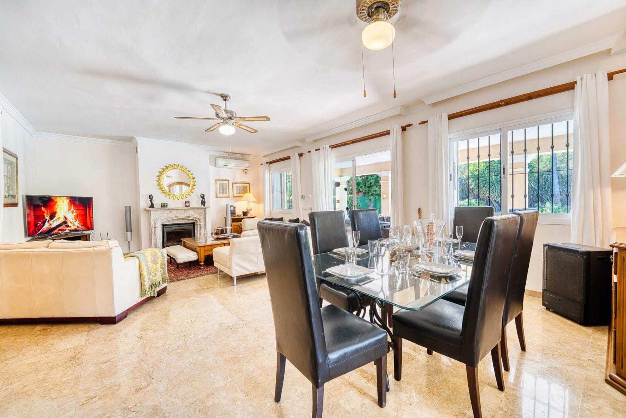 1106 Marbella Large Family Villa Estepona Ngoại thất bức ảnh