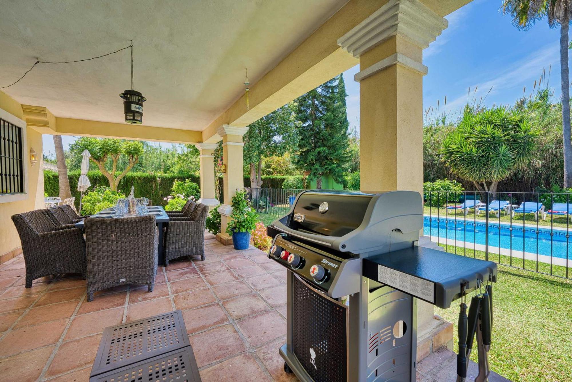 1106 Marbella Large Family Villa Estepona Ngoại thất bức ảnh