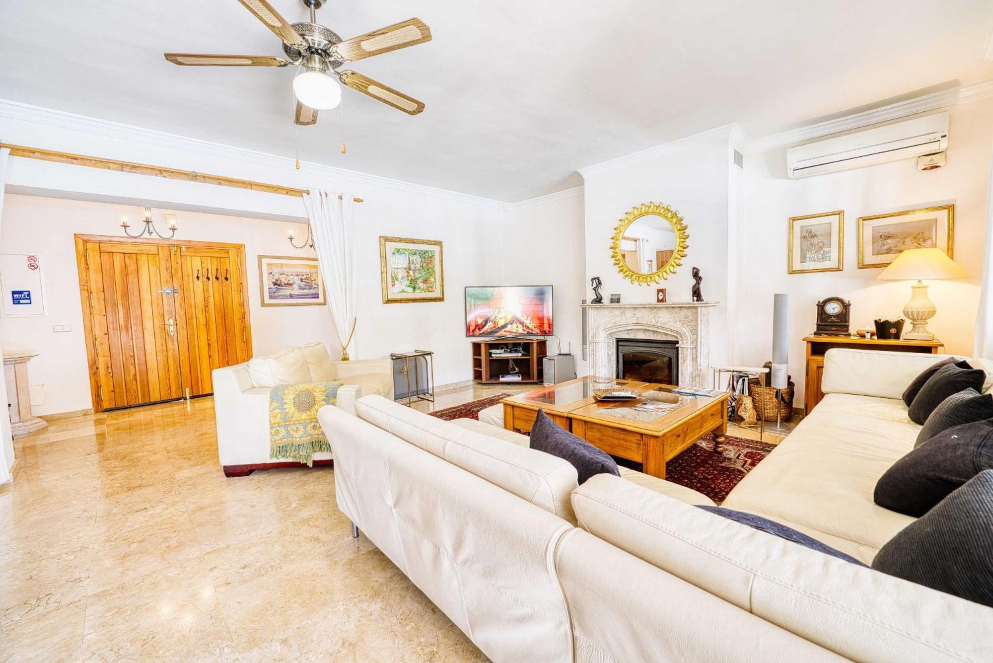 1106 Marbella Large Family Villa Estepona Ngoại thất bức ảnh